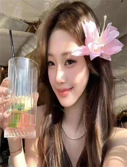 一个人在线观看免费中文_偷香姐弟2免费观看完整版_墨雨云间在线免费观看